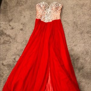 Bed long beaded prom dress WORK ONCE